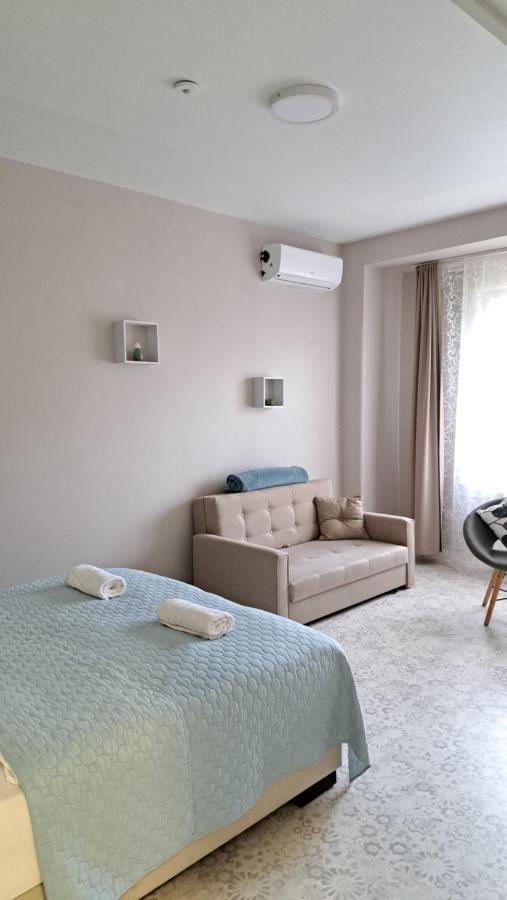 Eper Apartman Szeged Exterior foto